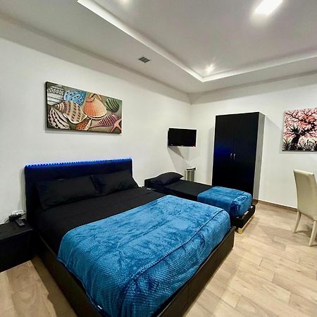 Golden House Apartment Naples Exterior photo
