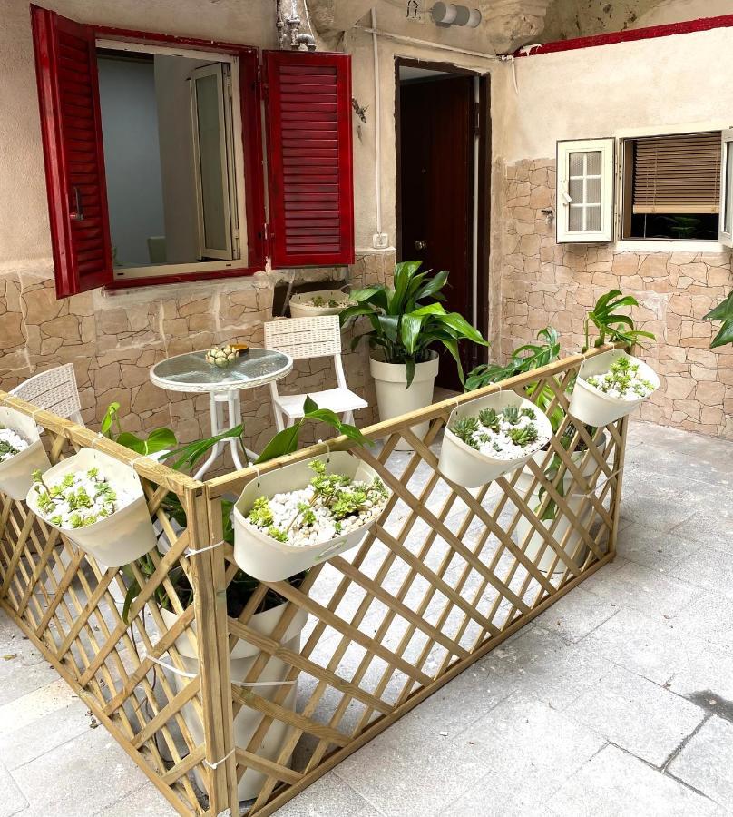 Golden House Apartment Naples Exterior photo