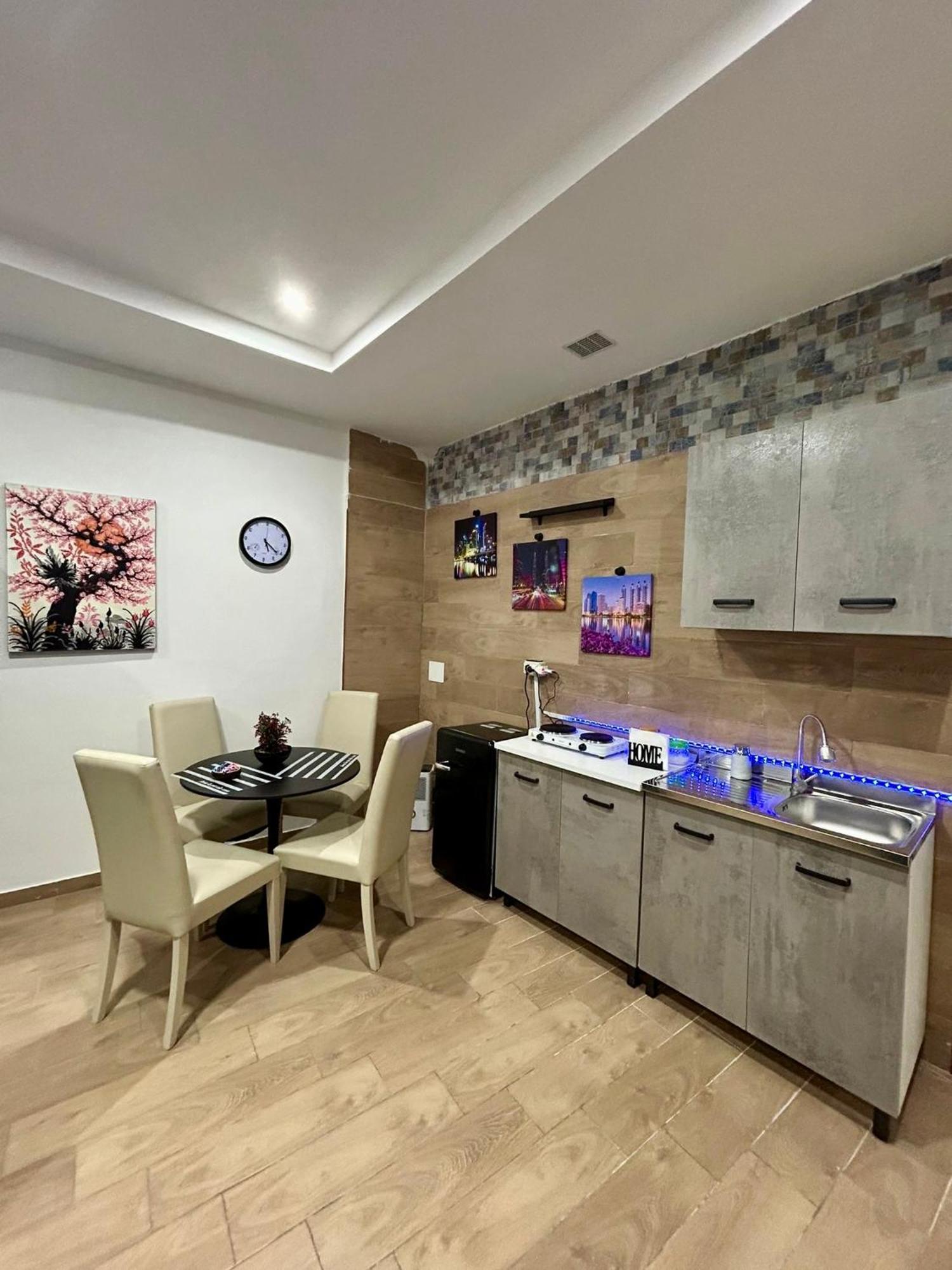 Golden House Apartment Naples Exterior photo